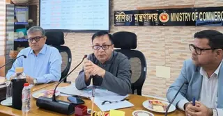 মাল্টার অস্বাভাবিক দামে ব্যবস্থা নেয়ার নির্দেশ বাণিজ্যমন্ত্রীর